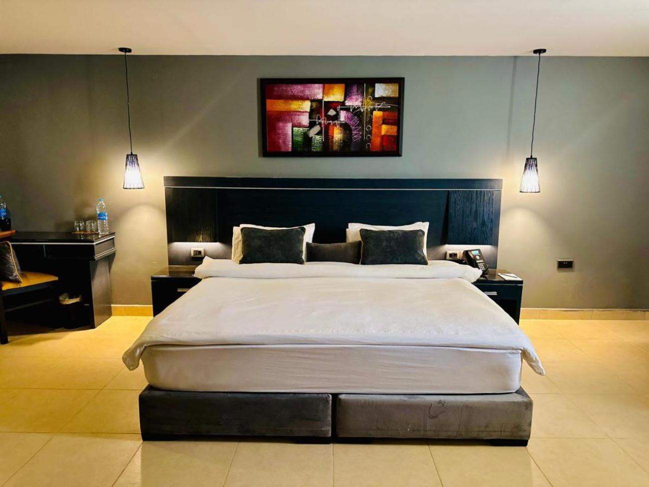 O Beach Hotel & Resort Sweimeh Экстерьер фото